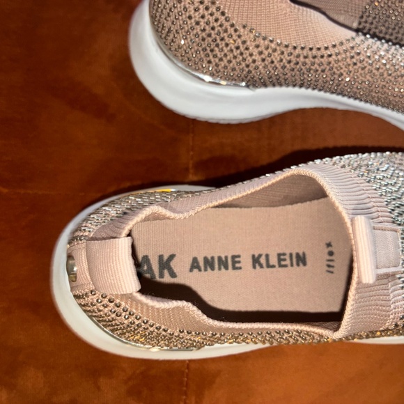 Anne Klein Sneakers Size 6.5 - Picture 3 of 4